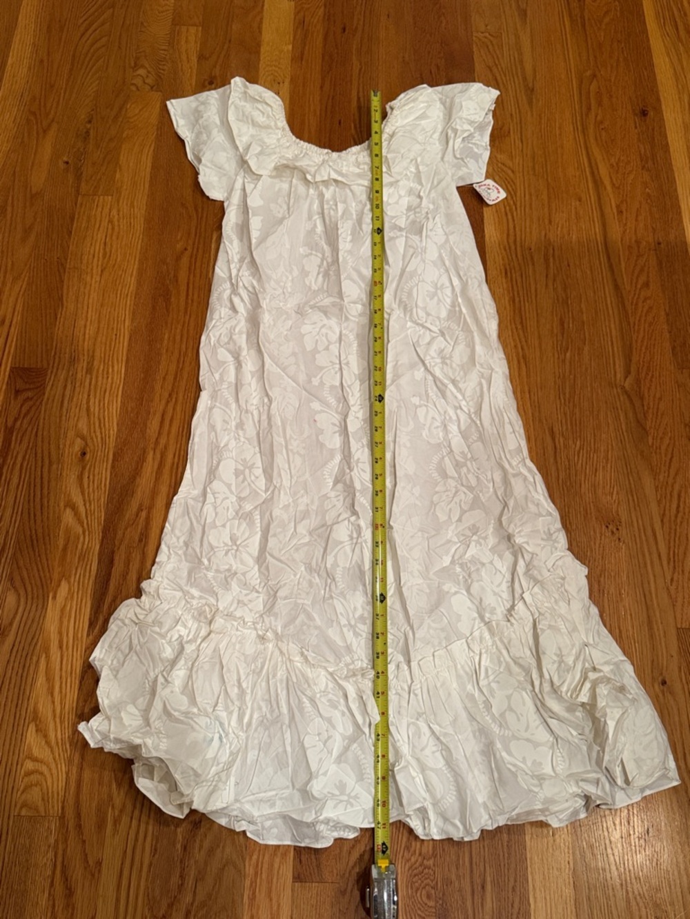 White hibiscus -ruffle Hem Dress os